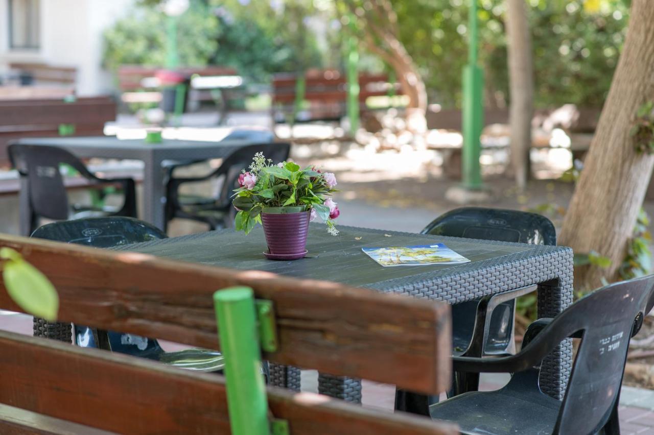 Degania Bet Kibbutz Country Lodging คินเนเร็ต ภายนอก รูปภาพ